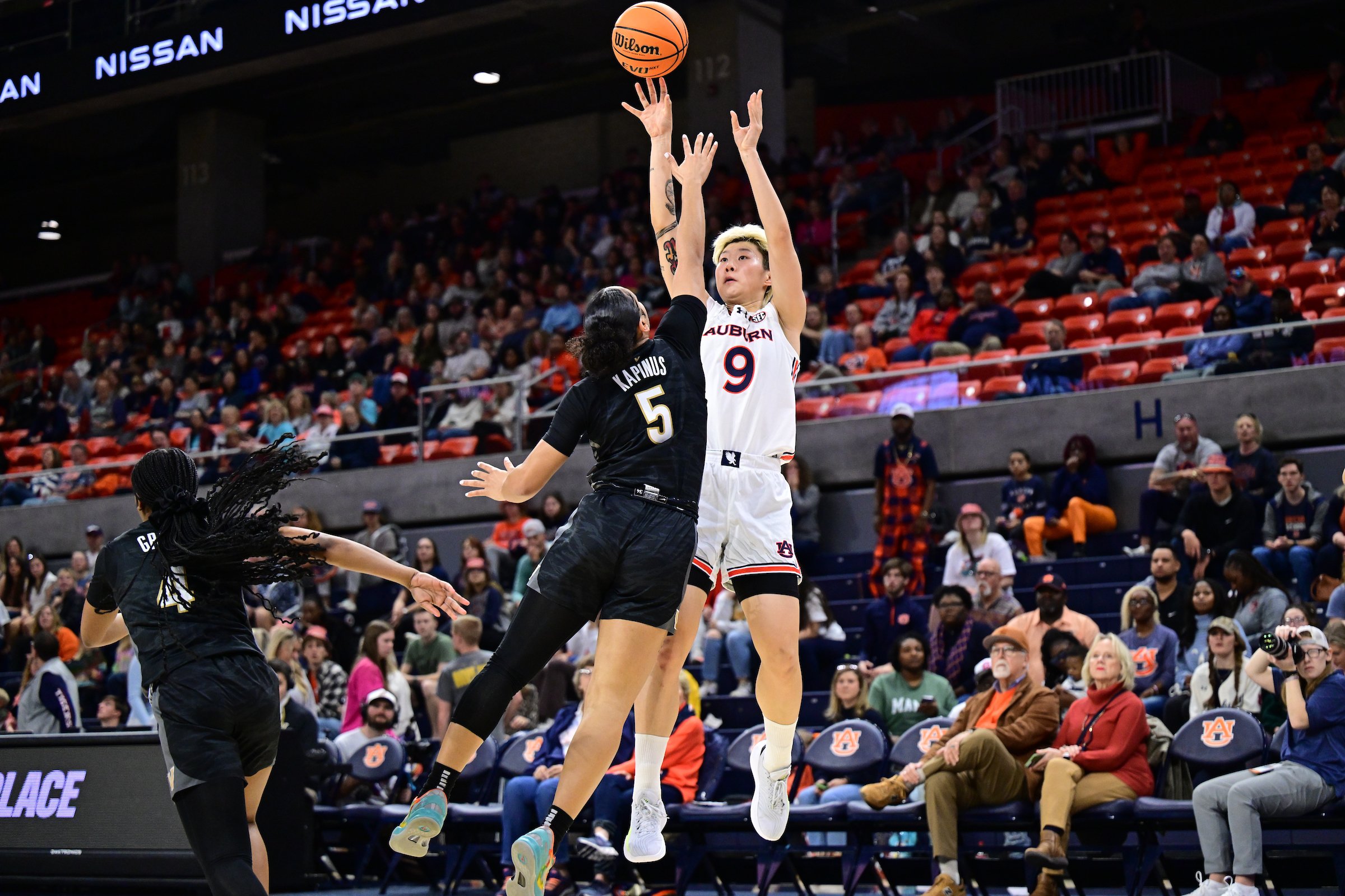 征戰(zhàn)NCAA！鄧雨婷：不太喜歡被稱為“李夢接班人” 未來想進WNBA